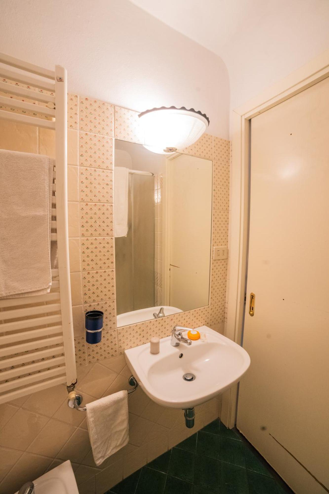S4 Tower - Dolcevita Holiday Florencja Zewnętrze zdjęcie